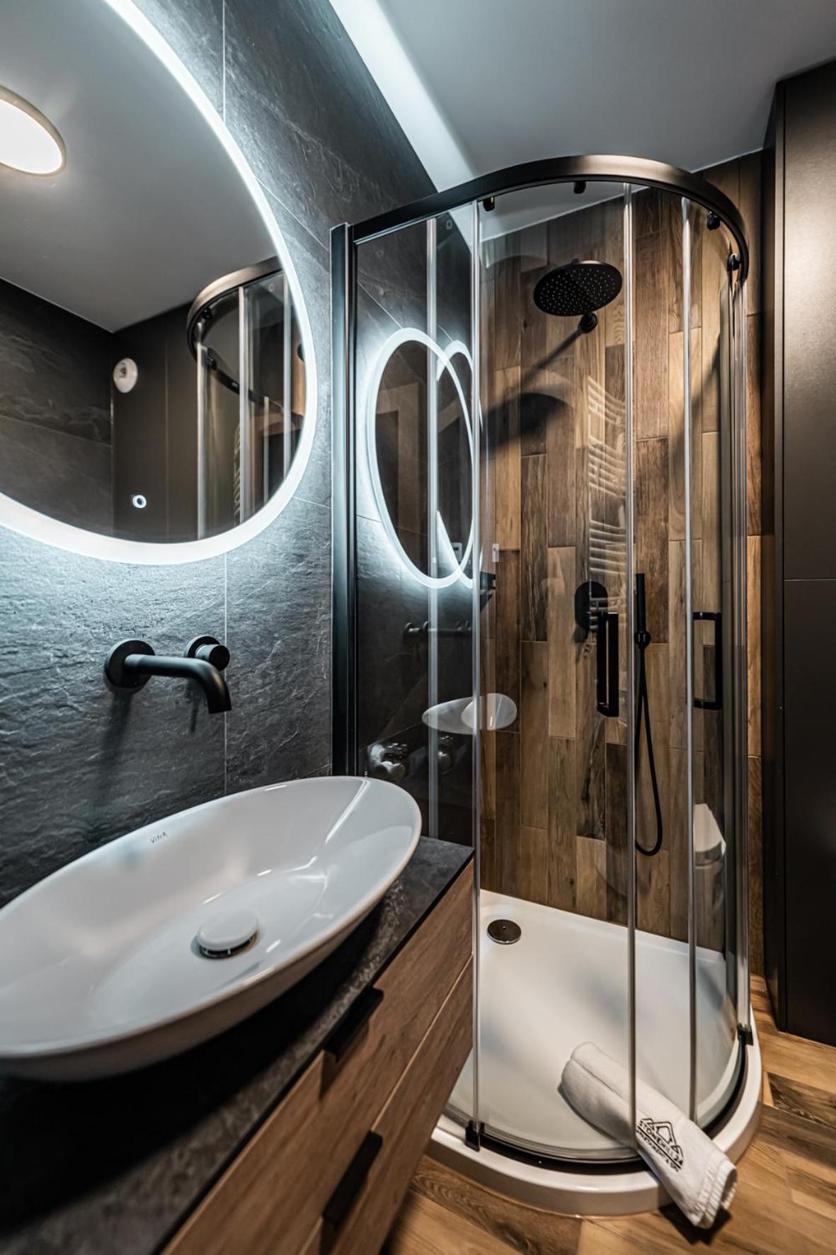 Stonehill24 - Apartament & Spa Szklarska Poręba Exteriör bild